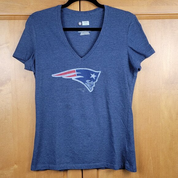 NFL Team Apparel Patriots NFL Football Heather Blue V-Neck Short Sleeve Tee - L - Picture 3 of 6